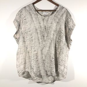 CAbi Silk Gray Lace Print Dolman Short Sleeve M
